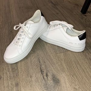 Woman By Common Projects Retro Low Sneakers
